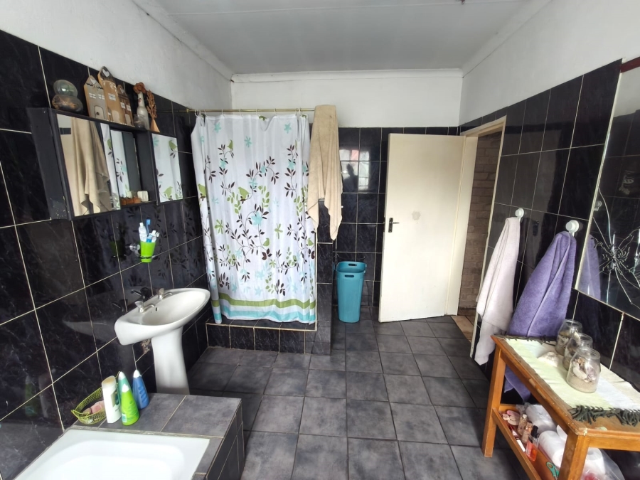 3 Bedroom Property for Sale in Oos Einde North West